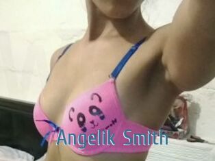 Angelik_Smith