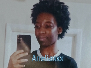 Aneliaxxx