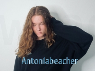 Antoniabeacher