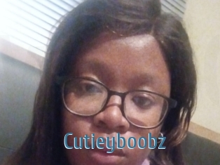 Cutieyboobz