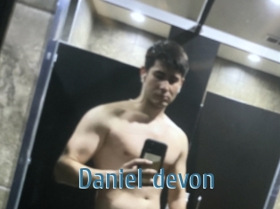 Daniel_devon