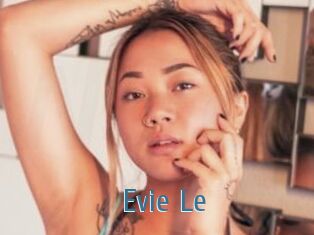 Evie_Le