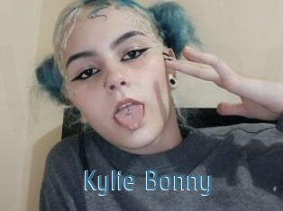 Kylie_Bonny