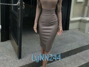 LyNN244