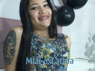 MiaFoxLatina