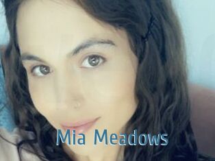 Mia_Meadows