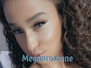 Meganroxanne