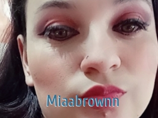 Miaabrownn