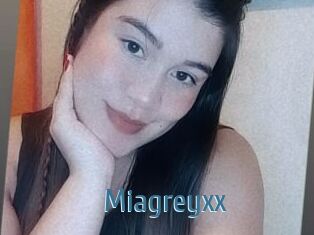 Miagreyxx