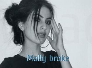 Molly_broke