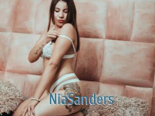 NiaSanders