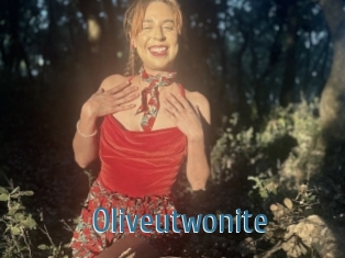 Oliveutwonite