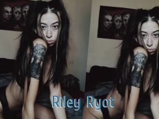 Riley_Ryot