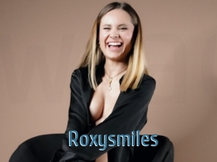 Roxysmiles