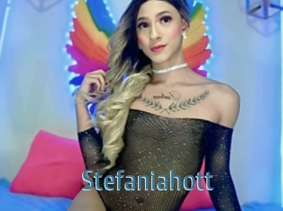 Stefaniahott