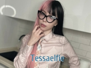 Tessaelfie